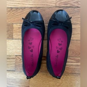 Girls Dress Shoes/ ballet flats size 1